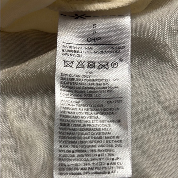 GAP Shimmering Cream faux velvet Tank Top, size small - Picture 3 of 6